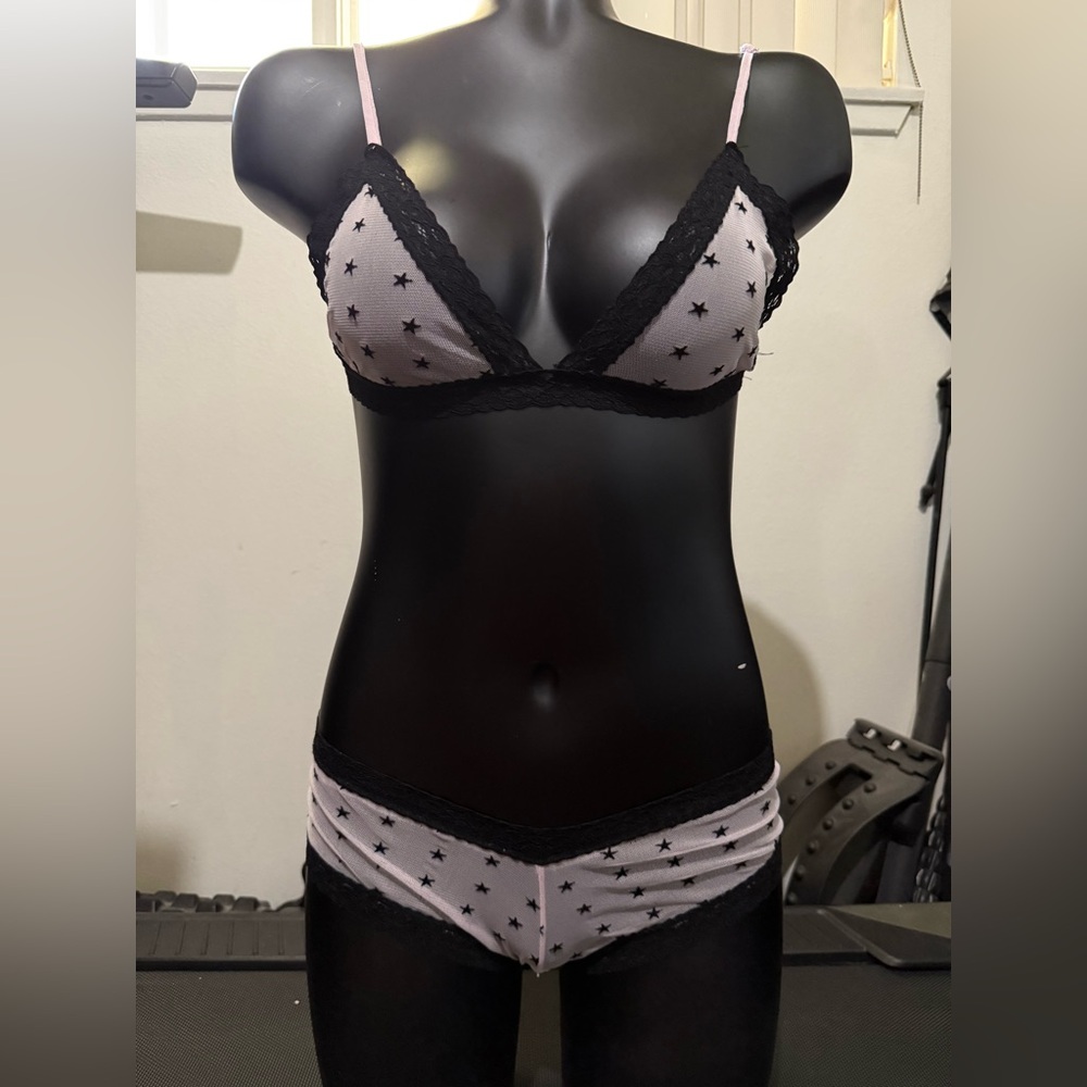 Women's Star Patterned Lingerie Set - Black and Pink 2000s